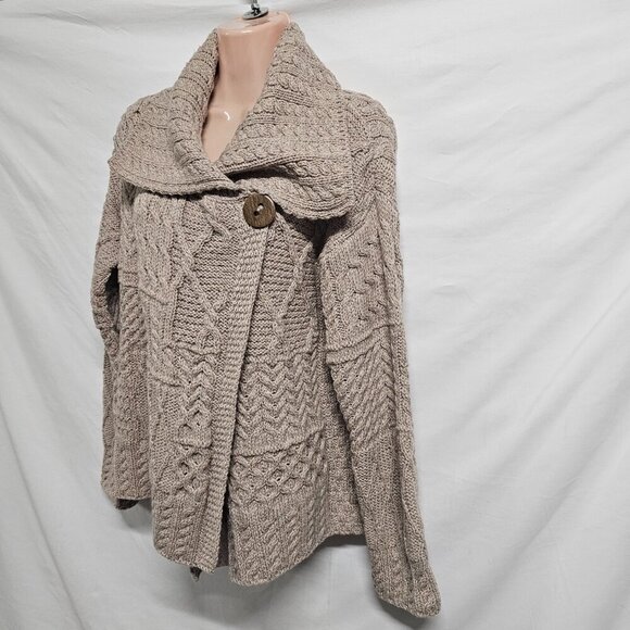 Aran Isles Women Chunky One Button Cardigan Sweater Size M Beige Long Sleeve - Picture 10 of 13